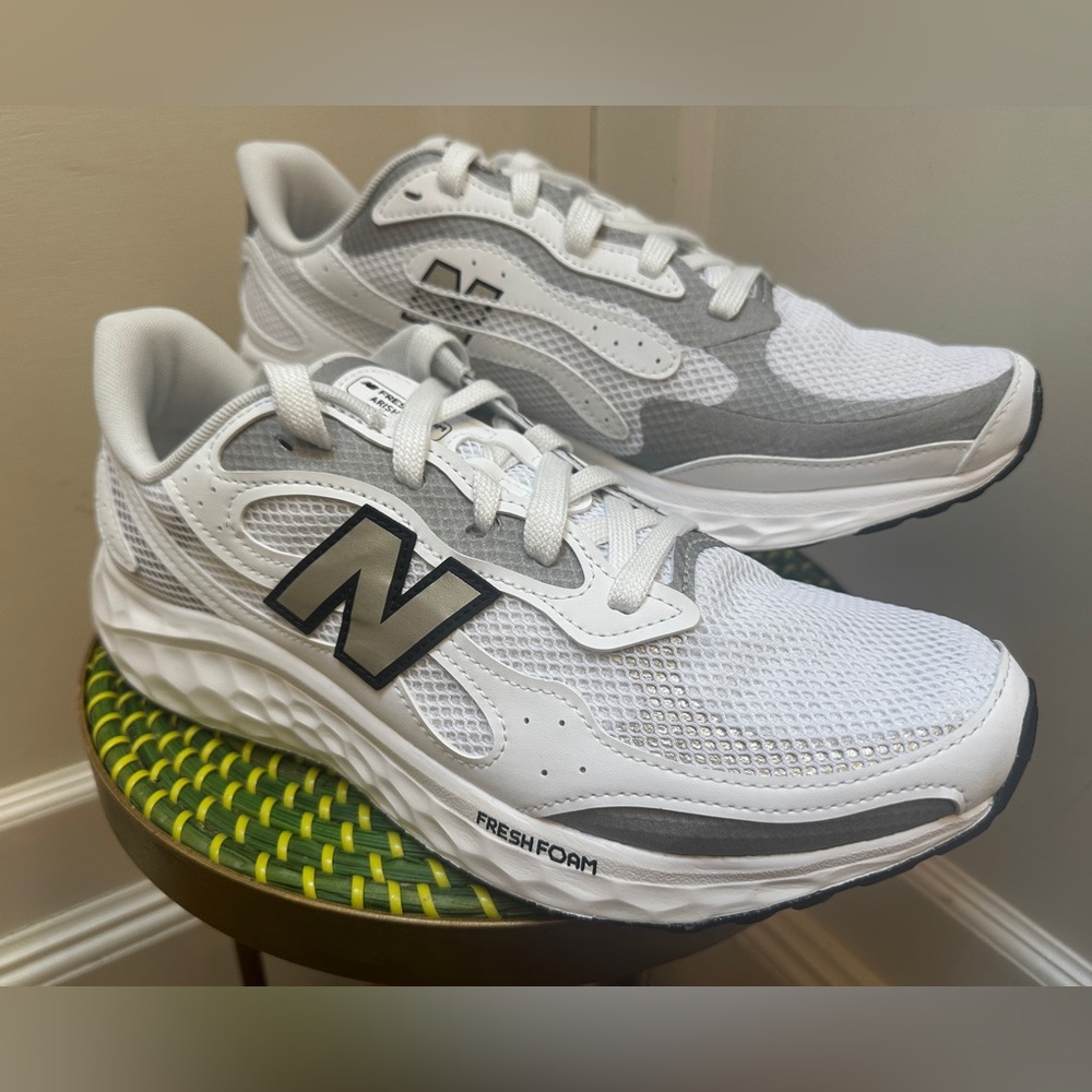 New Balance “Arishi V4 Tiralux” - Size US Men’s 11